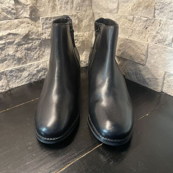Cole Haan Holis Block Heel Leather Booties Size 6B Retail $140 - Picture 2 of 11